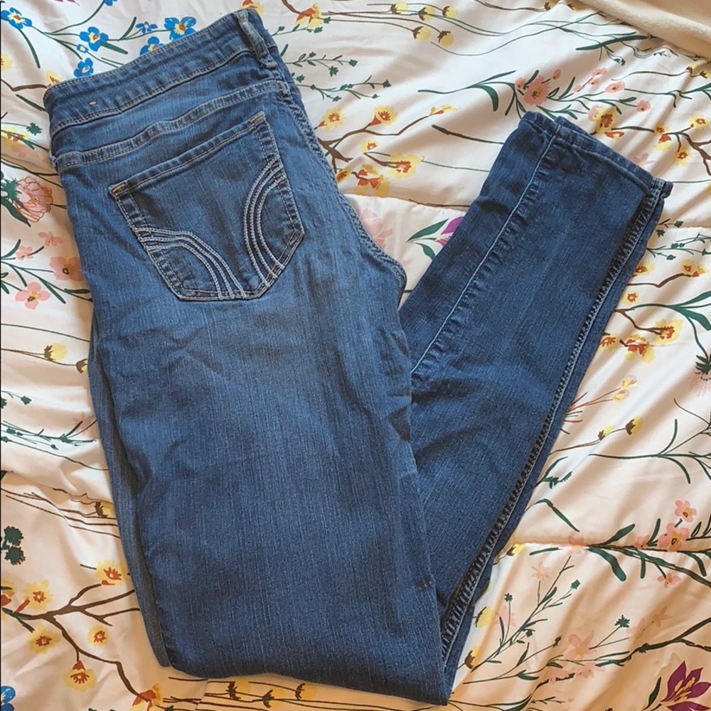 distressed super skinny jeans